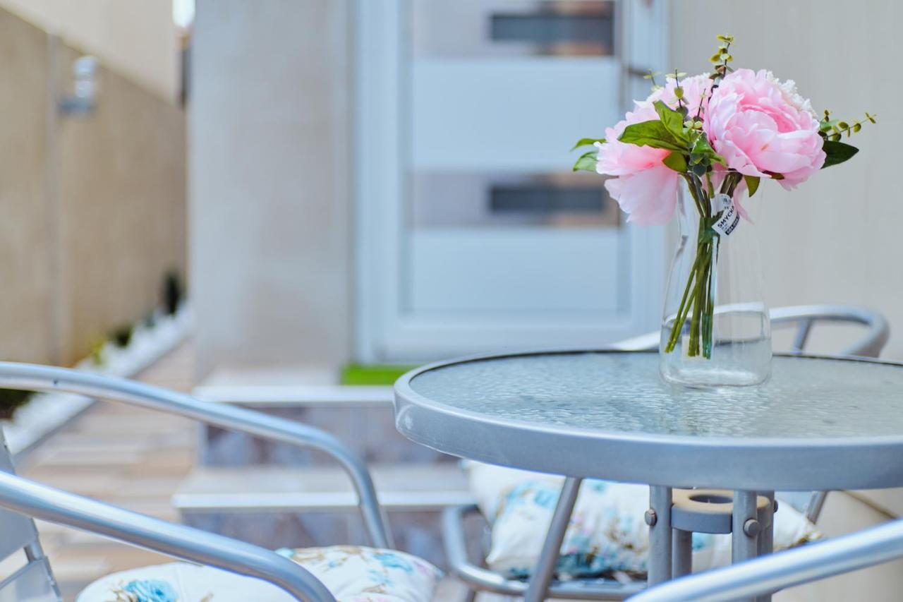 La Lorre Lux Apartment Jagodina Exterior foto