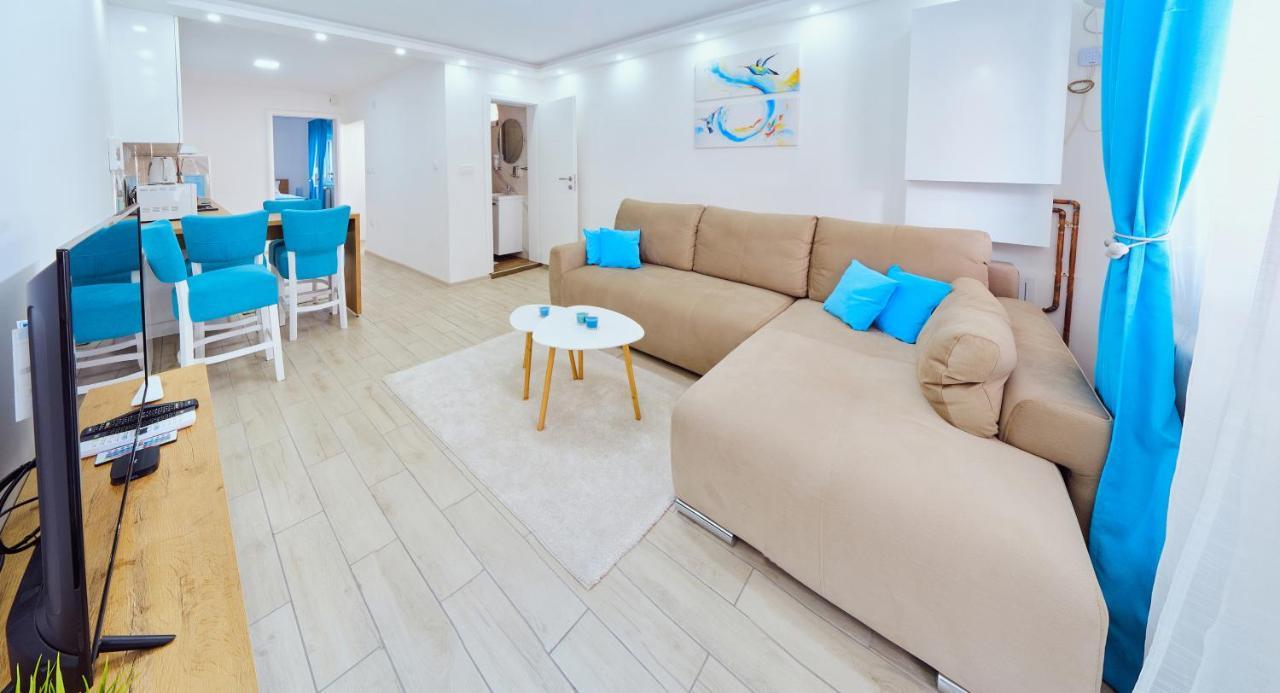 La Lorre Lux Apartment Jagodina Exterior foto